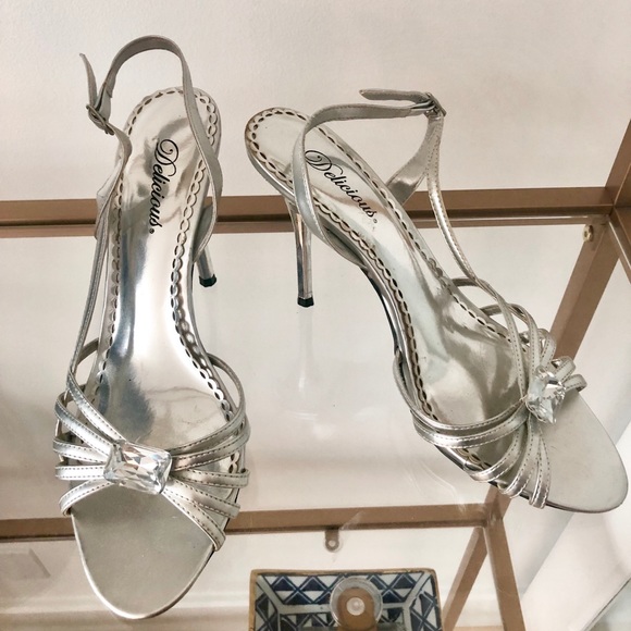 Delicious Silver 4” Sandals with Embellishments - Picture 2 of 4